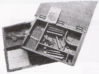 Kit portable de soins dentaires (© Dammann,1988) utilisé pendant la Guerre de Sécession (1861- 1865) - Histoire de la médecine par Xavier Riaud