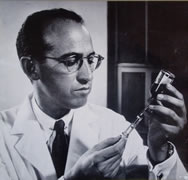 Dr Jonas Salk (1914-1995) - Seconde guerre Mondiale - Histoire de la médecine
